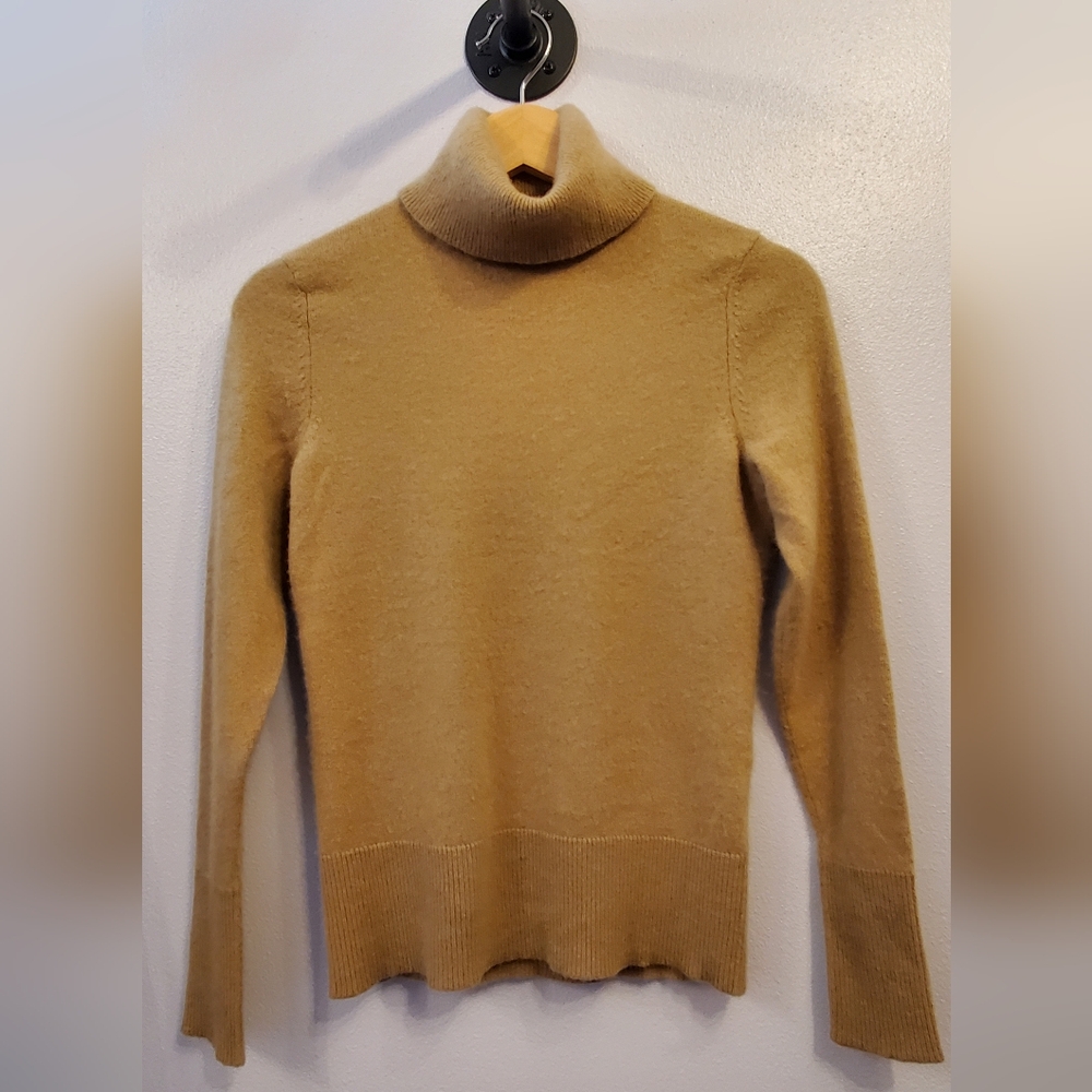Victor Alfaro Cashmere Turtleneck Tan Women's Small (W7)